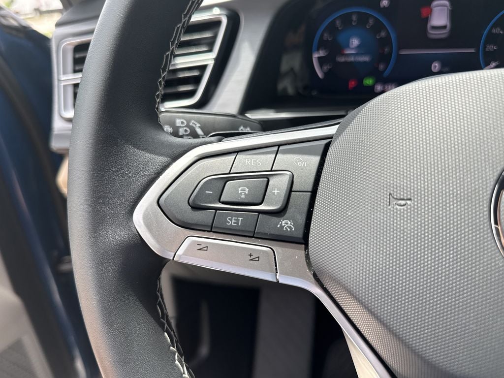 2026 Volkswagen Atlas Cross Sport SE w/Technology