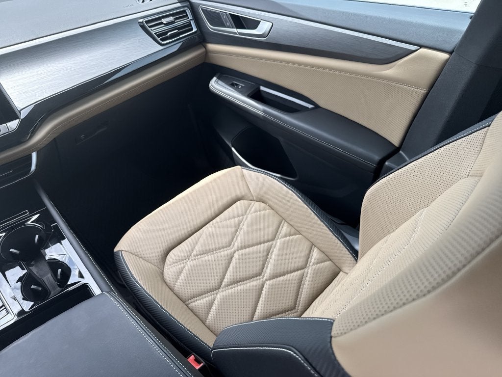 2026 Volkswagen Atlas Cross Sport SE w/Technology