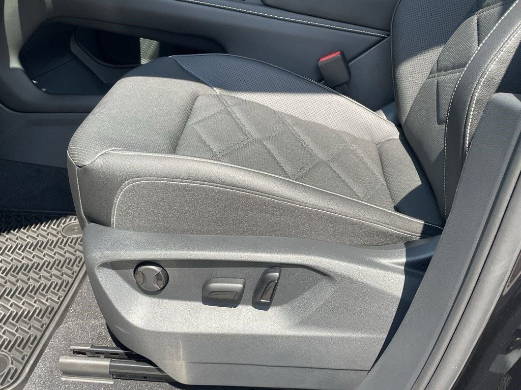 2026 Volkswagen Atlas SE w/Technology