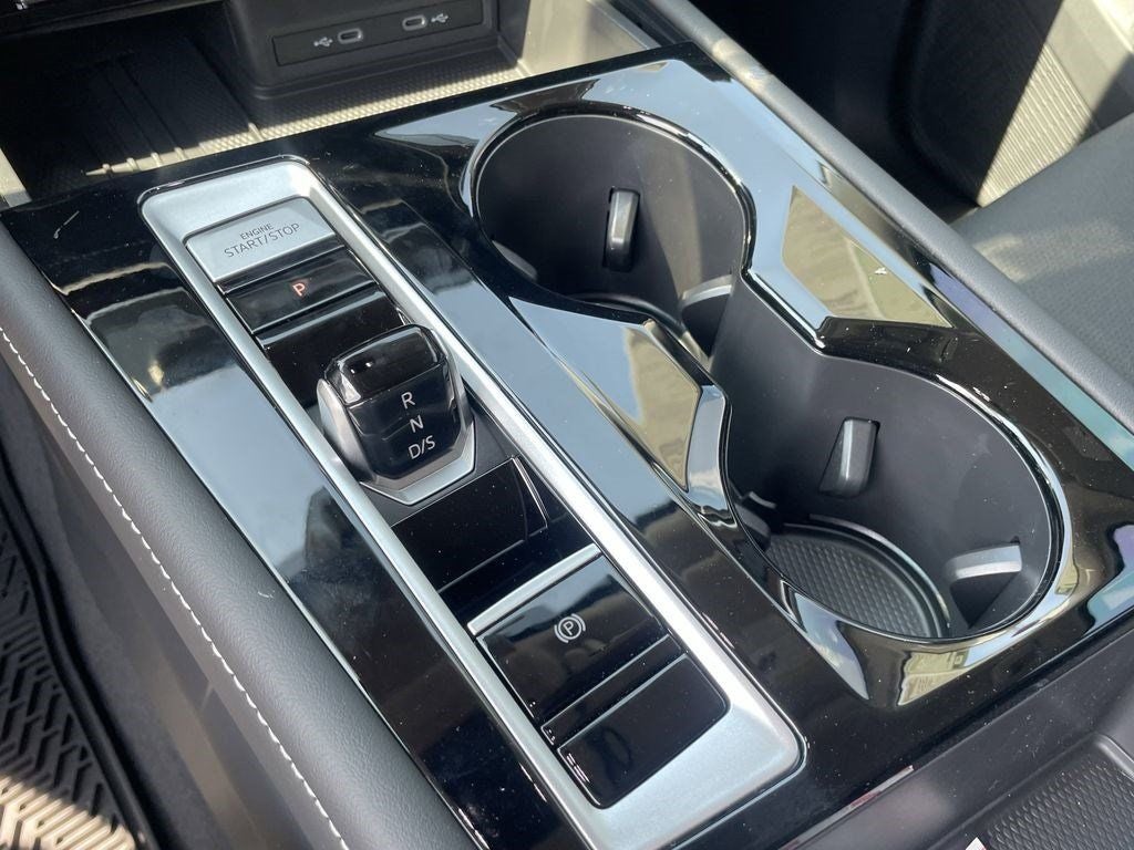 2026 Volkswagen Atlas SE w/Technology