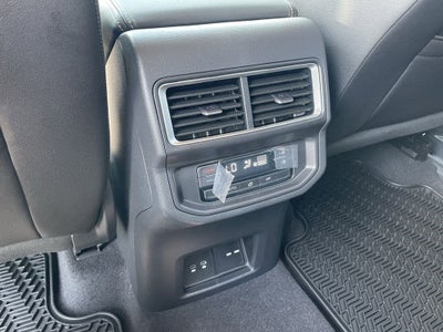 2026 Volkswagen Atlas SE w/Technology