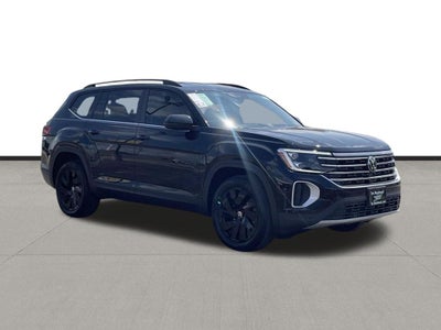 2026 Volkswagen Atlas SE w/Technology