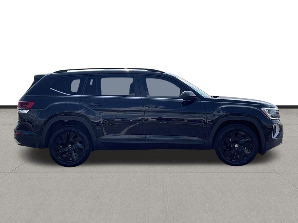 2026 Volkswagen Atlas SE w/Technology