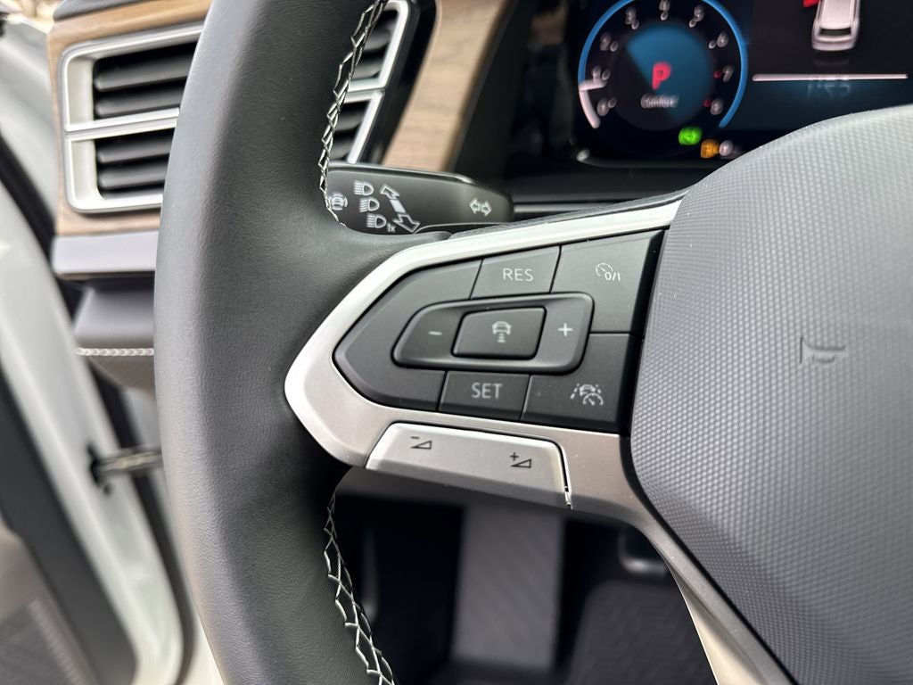 2026 Volkswagen Atlas SE w/Technology