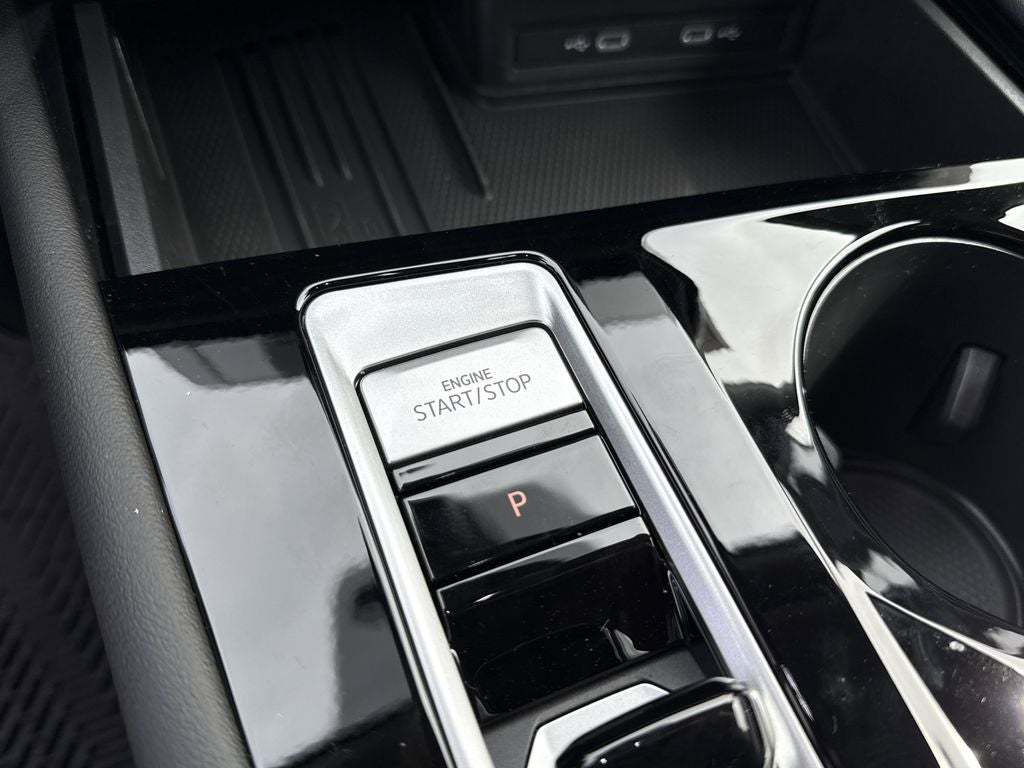 2026 Volkswagen Atlas SE w/Technology