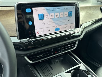 2026 Volkswagen Atlas SE w/Technology