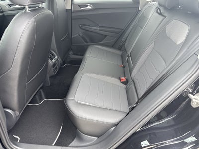 2026 Volkswagen Taos 1.5T SE Black