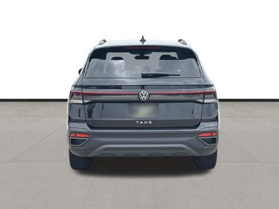2026 Volkswagen Taos 1.5T SE Black