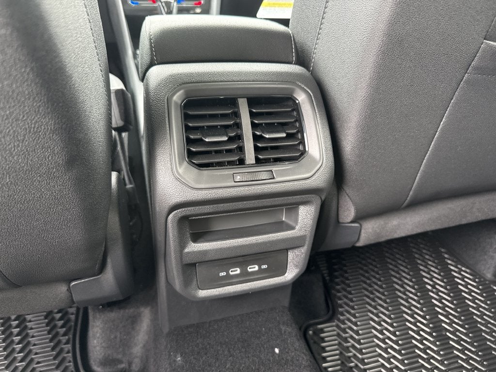 2027 Volkswagen Taos 1.5T SE Black