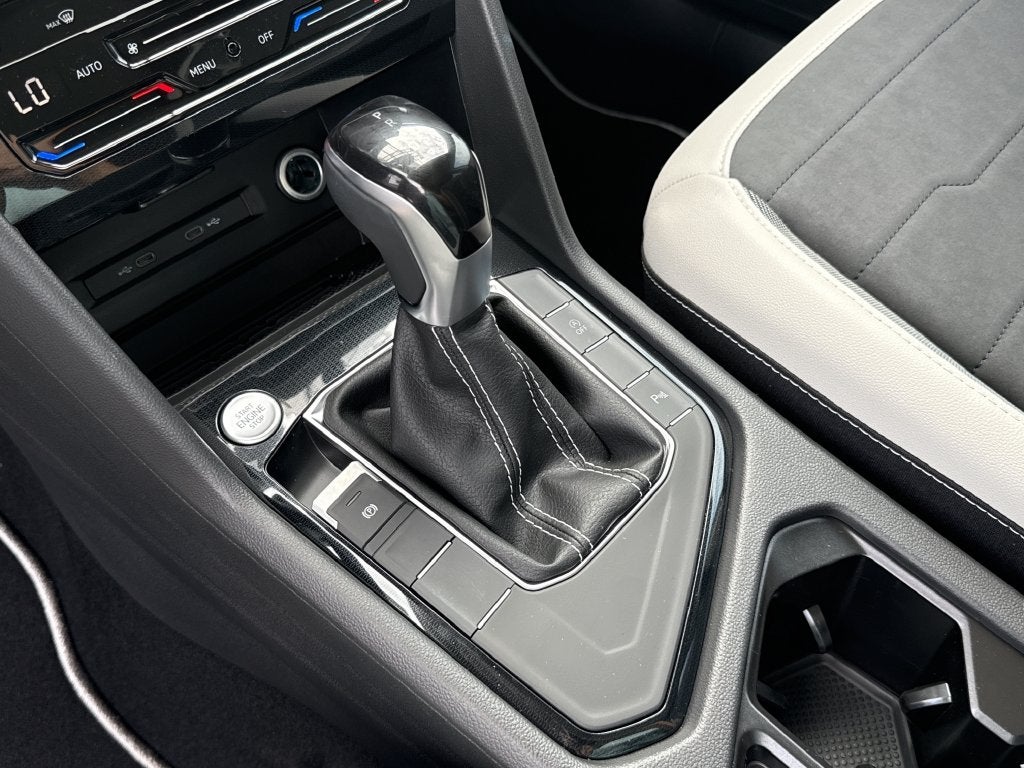 2027 Volkswagen Taos 1.5T SE
