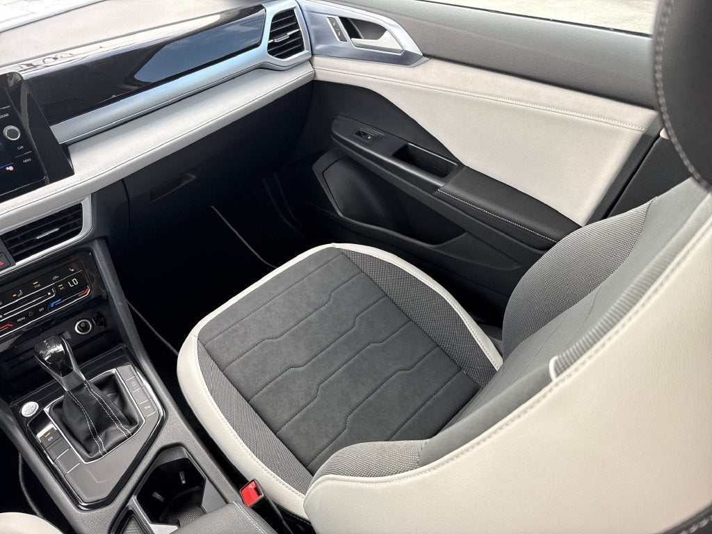 2027 Volkswagen Taos 1.5T SE