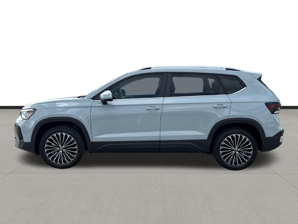 2027 Volkswagen Taos 1.5T SE