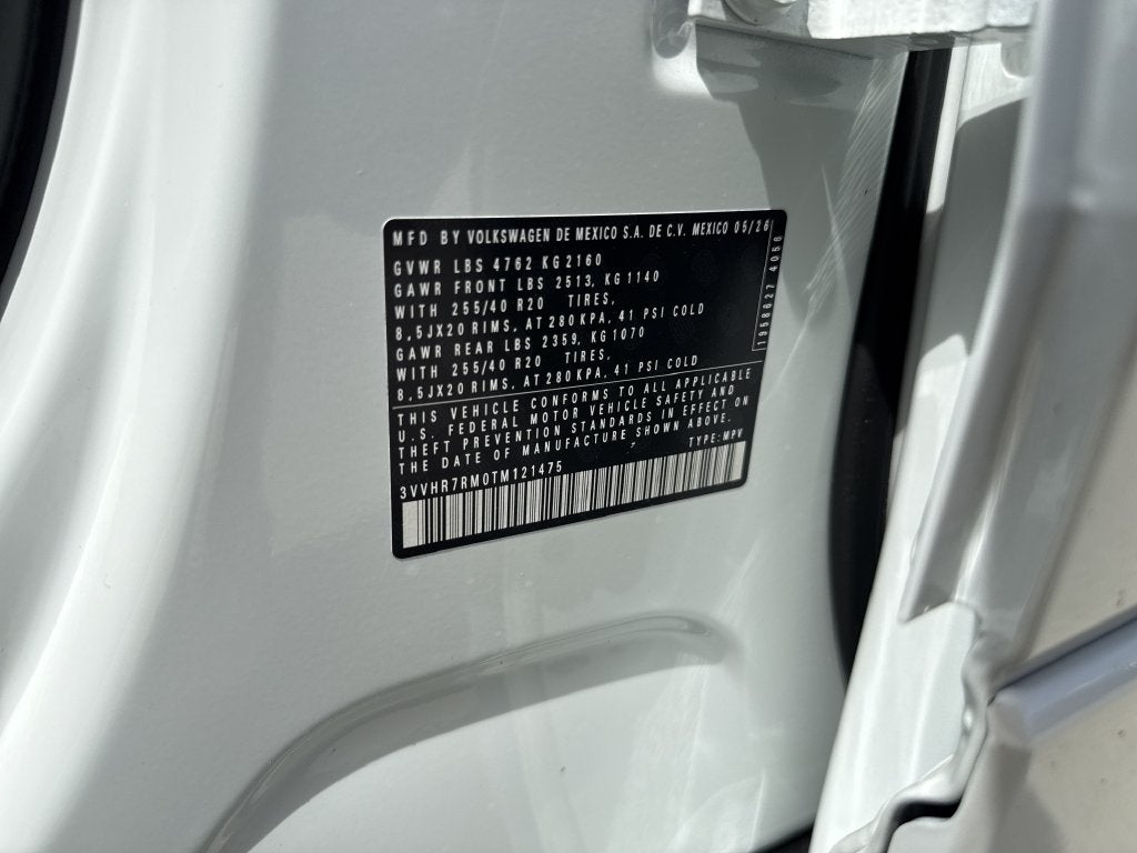 2026 Volkswagen Tiguan SE R-Line Black