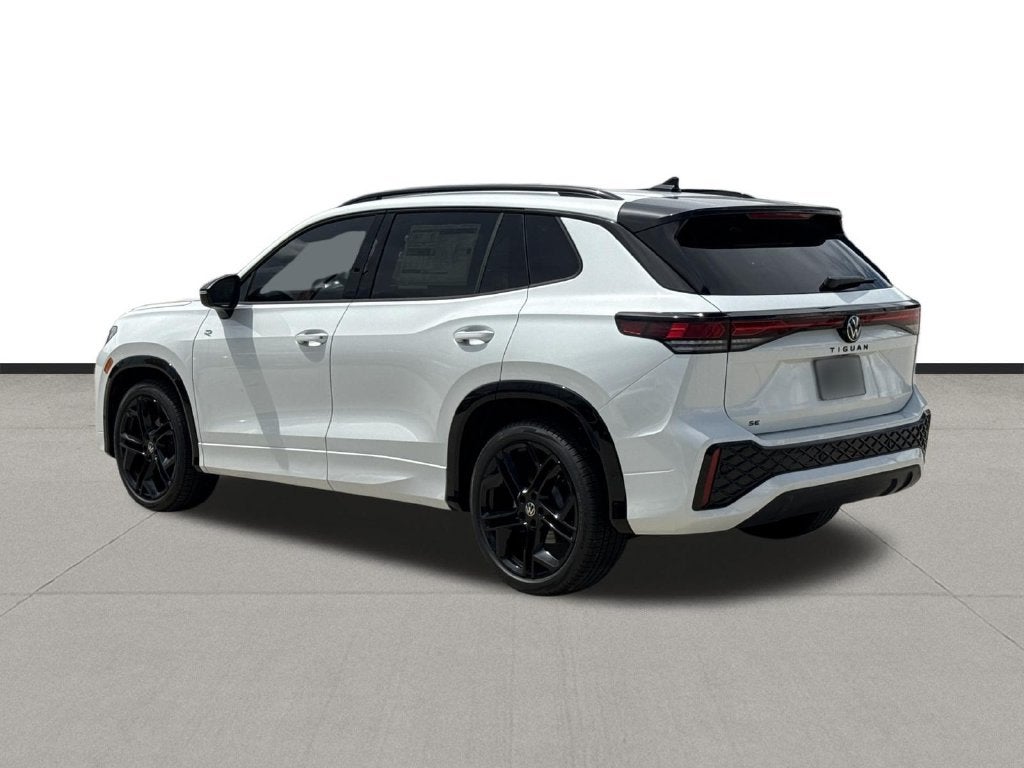 2026 Volkswagen Tiguan SE R-Line Black
