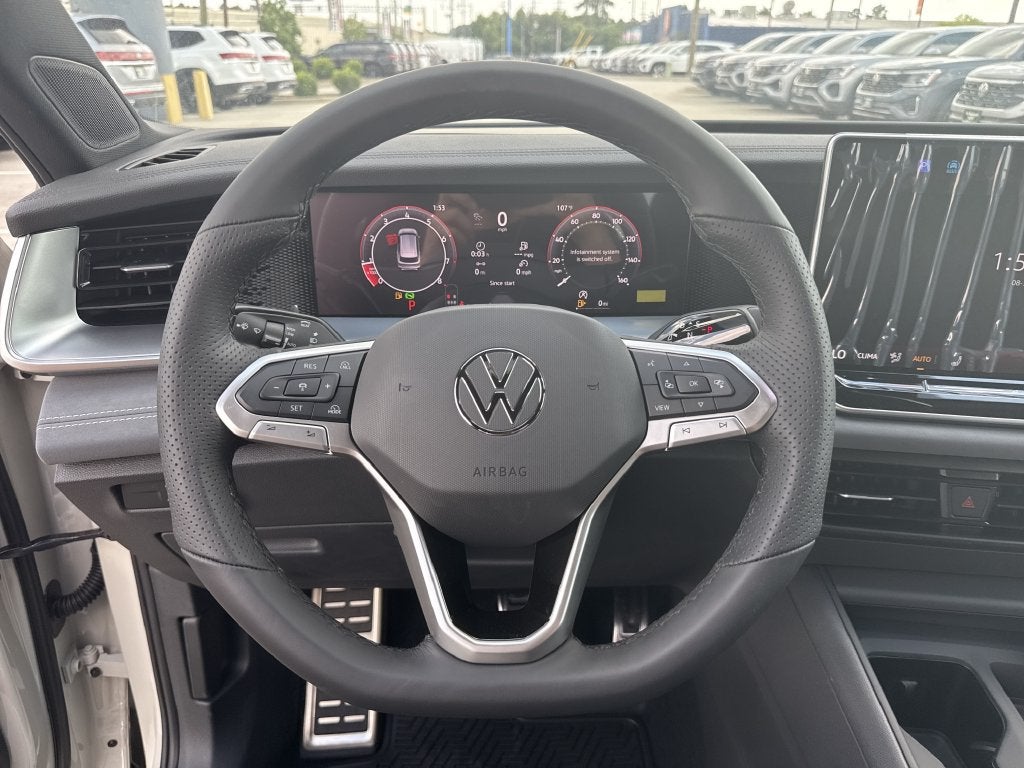 2026 Volkswagen Tiguan SE R-Line Black