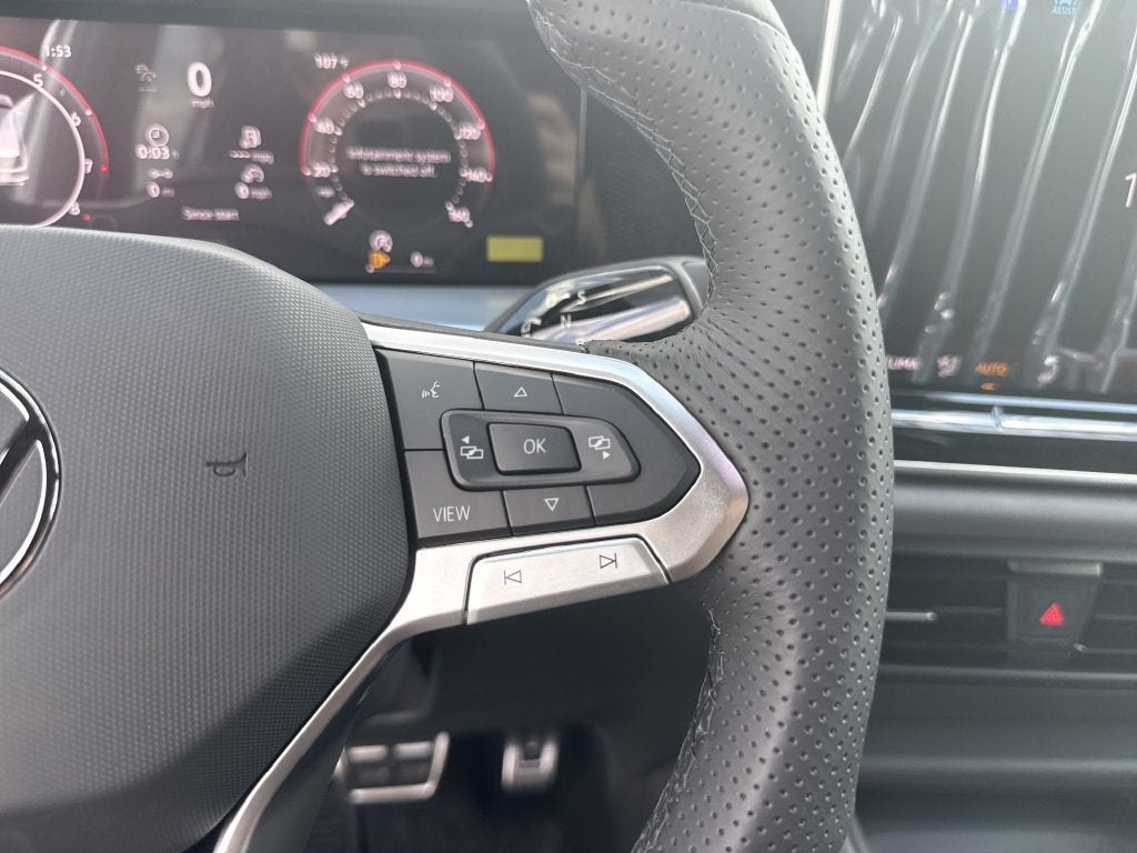 2026 Volkswagen Tiguan SE R-Line Black