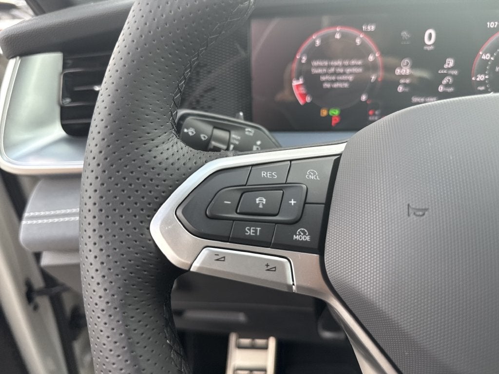 2026 Volkswagen Tiguan SE R-Line Black