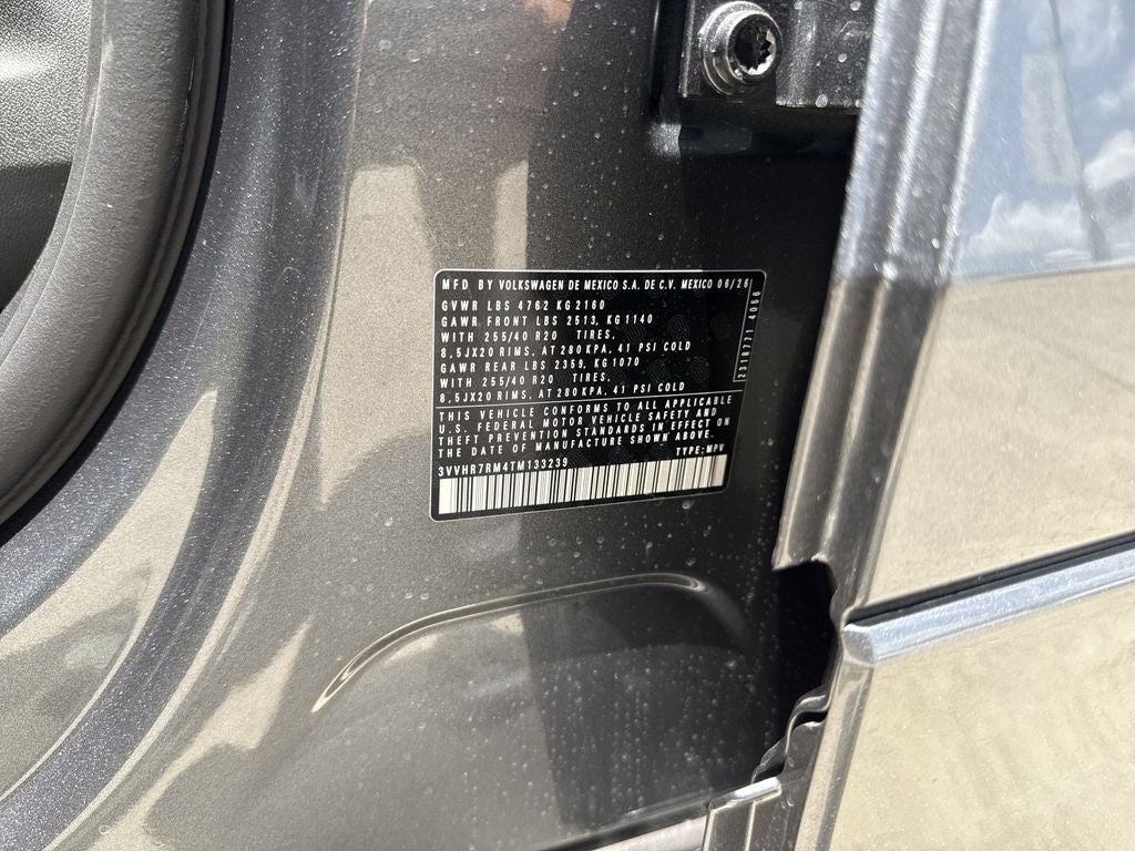 2026 Volkswagen Tiguan 2.0T SE R-Line Black