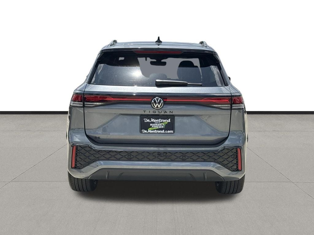 2026 Volkswagen Tiguan 2.0T SE R-Line Black