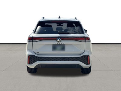 2026 Volkswagen Tiguan 2.0T SE R-Line Black