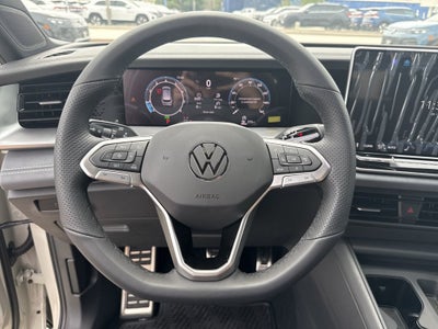 2026 Volkswagen Tiguan 2.0T SE R-Line Black