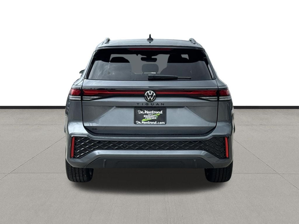 2026 Volkswagen Tiguan 2.0T SE R-Line Black