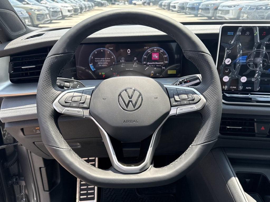 2026 Volkswagen Tiguan 2.0T SE R-Line Black