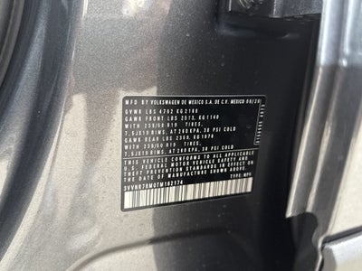 2026 Volkswagen Tiguan 2.0T SE