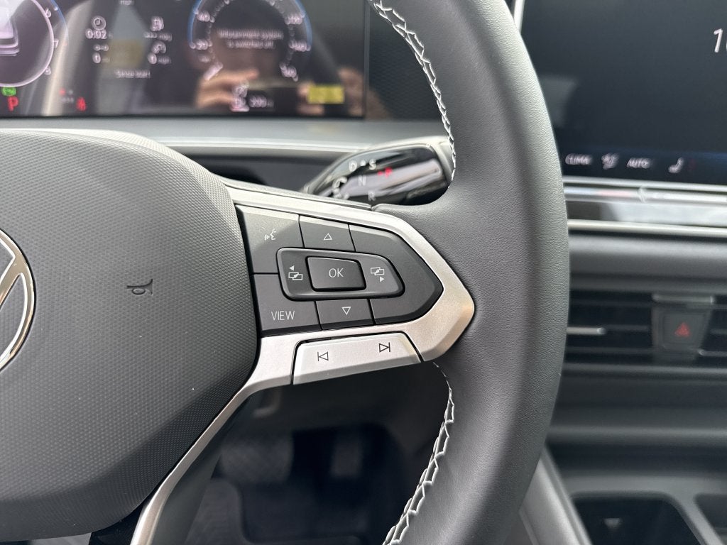 2026 Volkswagen Tiguan 2.0T SE