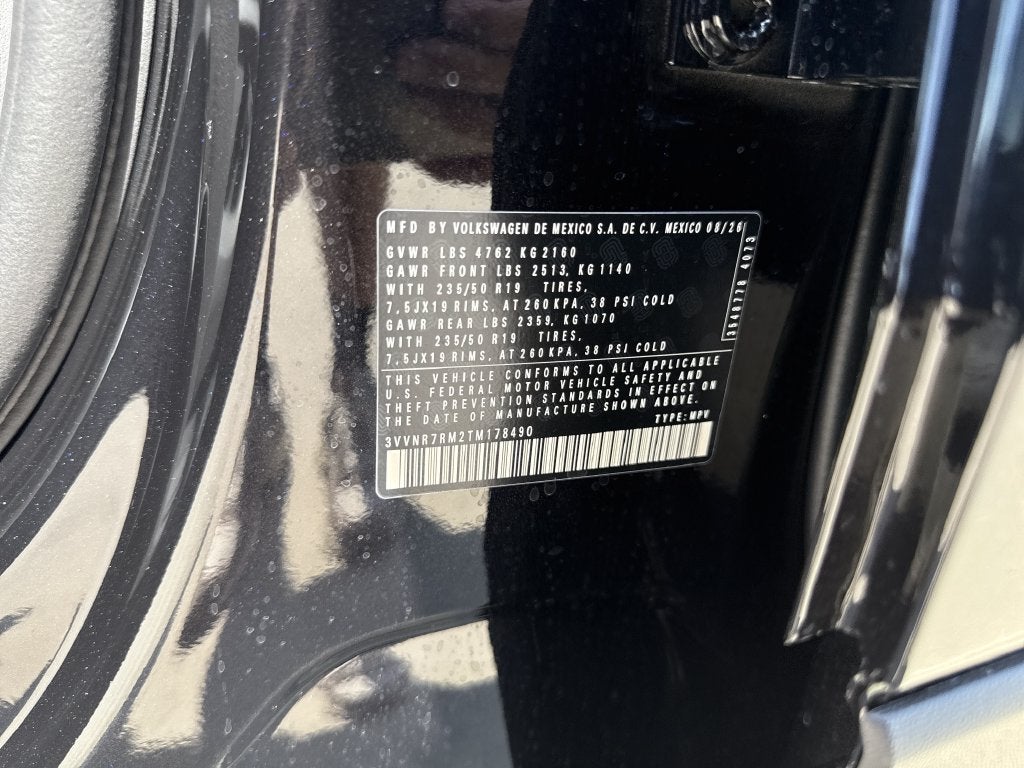 2026 Volkswagen Tiguan 2.0T SE