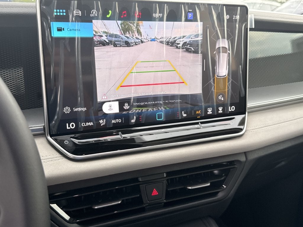 2026 Volkswagen Tiguan 2.0T SE
