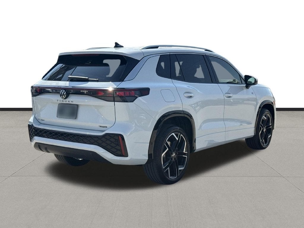 2026 Volkswagen Tiguan SEL R-Line Turbo