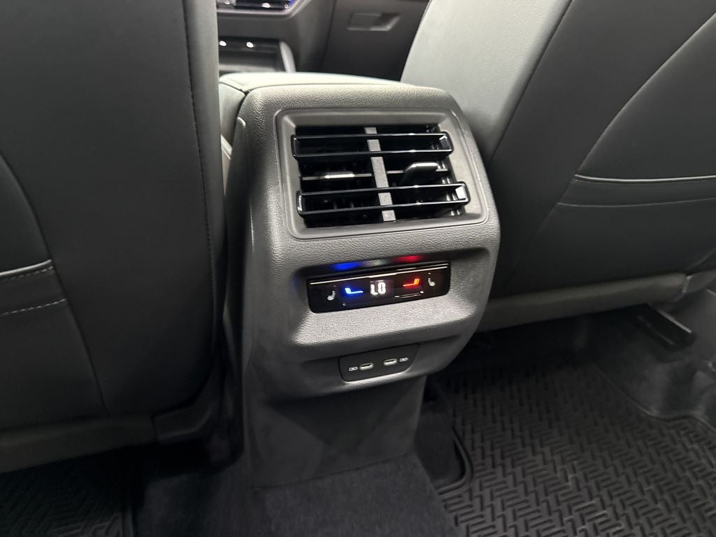 2026 Volkswagen Tiguan SEL R-Line Turbo