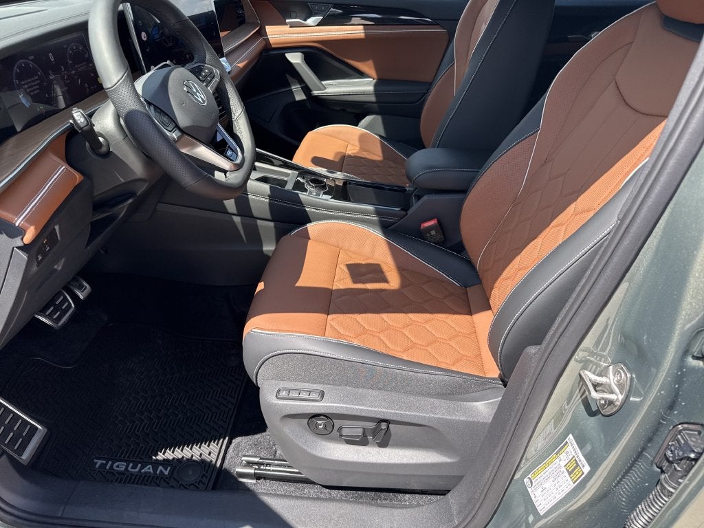 2026 Volkswagen Tiguan SEL R-Line Turbo