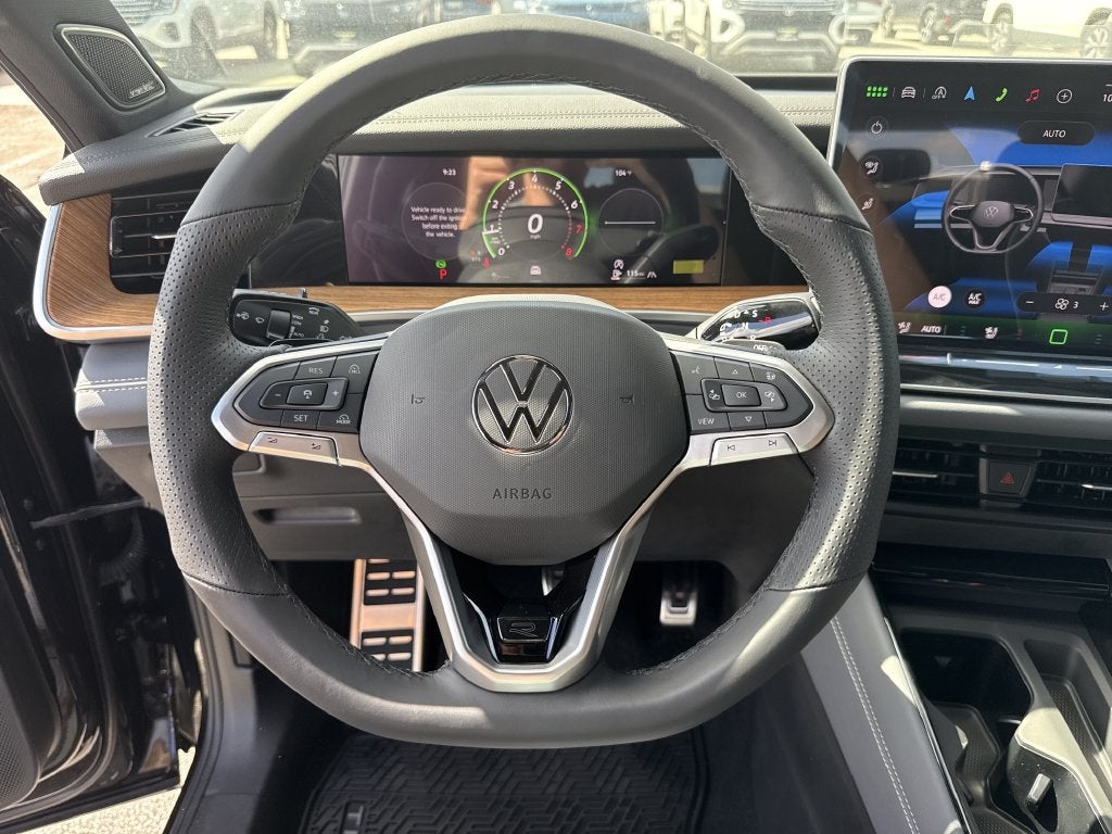 2026 Volkswagen Tiguan SEL R-Line Turbo