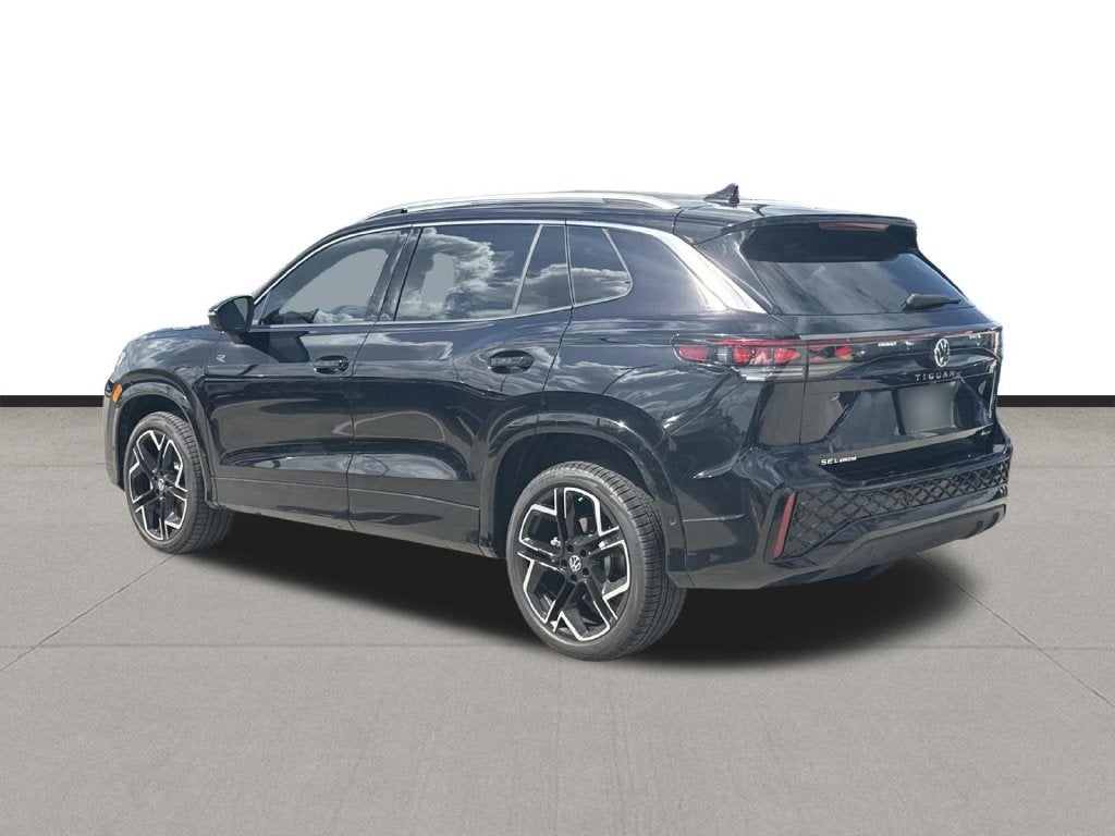 2026 Volkswagen Tiguan SEL R-Line Turbo