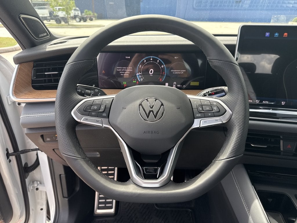 2026 Volkswagen Tiguan SEL R-Line Turbo