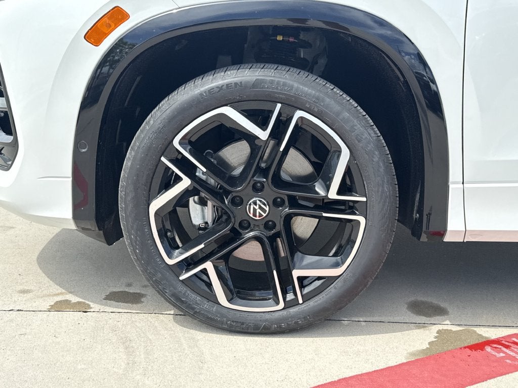 2026 Volkswagen Tiguan SEL R-Line Turbo