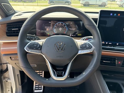 2026 Volkswagen Tiguan SEL R-Line Turbo