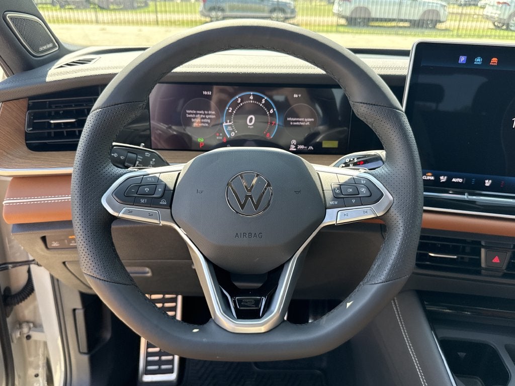 2026 Volkswagen Tiguan SEL R-Line Turbo