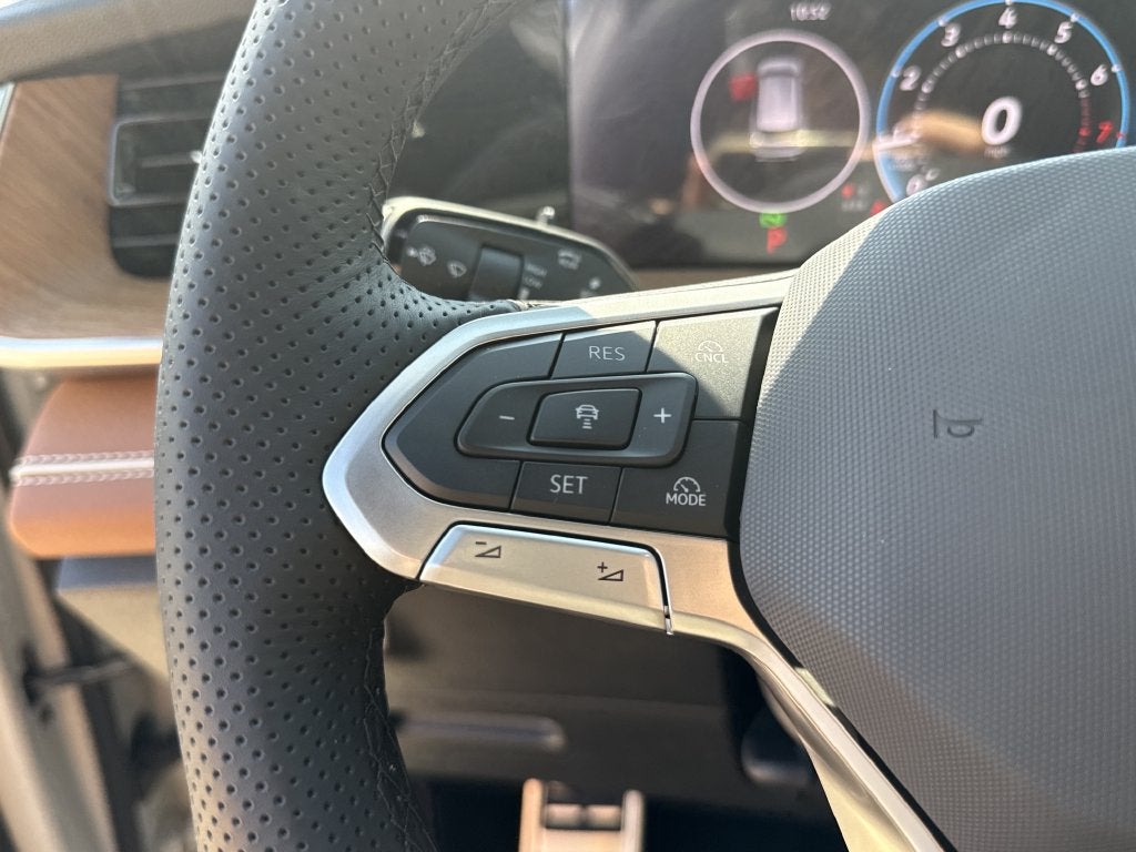 2026 Volkswagen Tiguan SEL R-Line Turbo