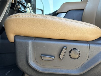 2022 Ford F-450SD Lariat DRW