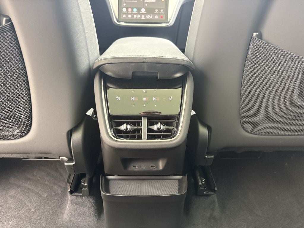 2026 Volvo EX90 Twin Motor Ultra 6-Seater