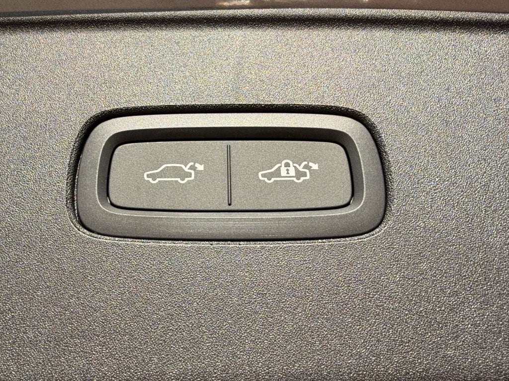 2026 Volvo EX90 Single Motor Plus