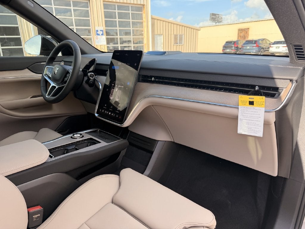 2026 Volvo EX90 Single Motor Plus