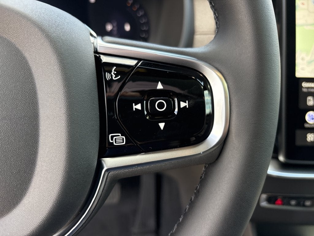 2027 Volvo XC90 B6 Plus 7-Seater