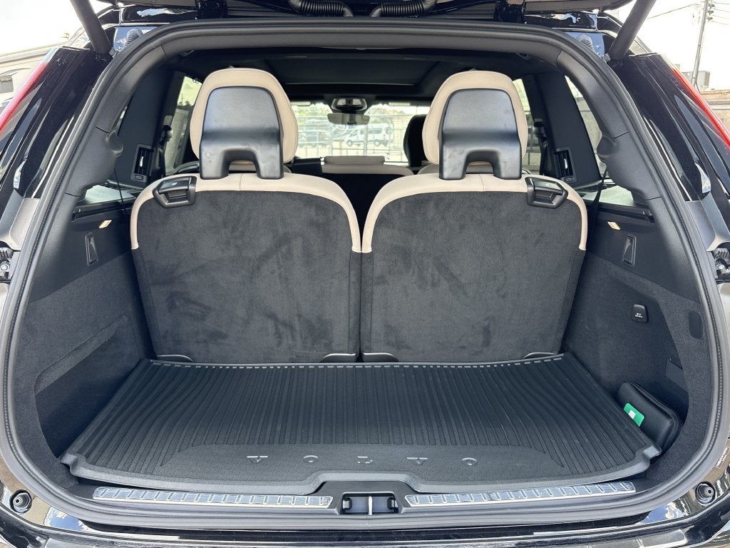 2027 Volvo XC90 B6 Plus 7-Seater