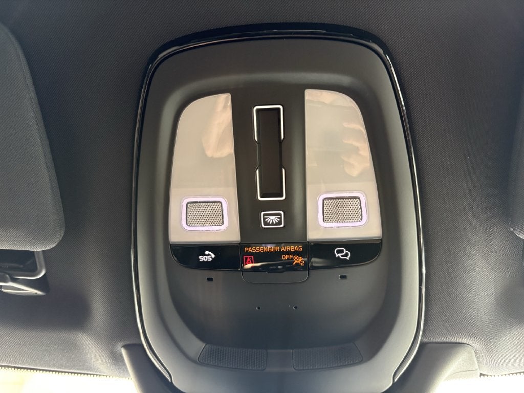 2027 Volvo XC90 B6 Plus 7-Seater