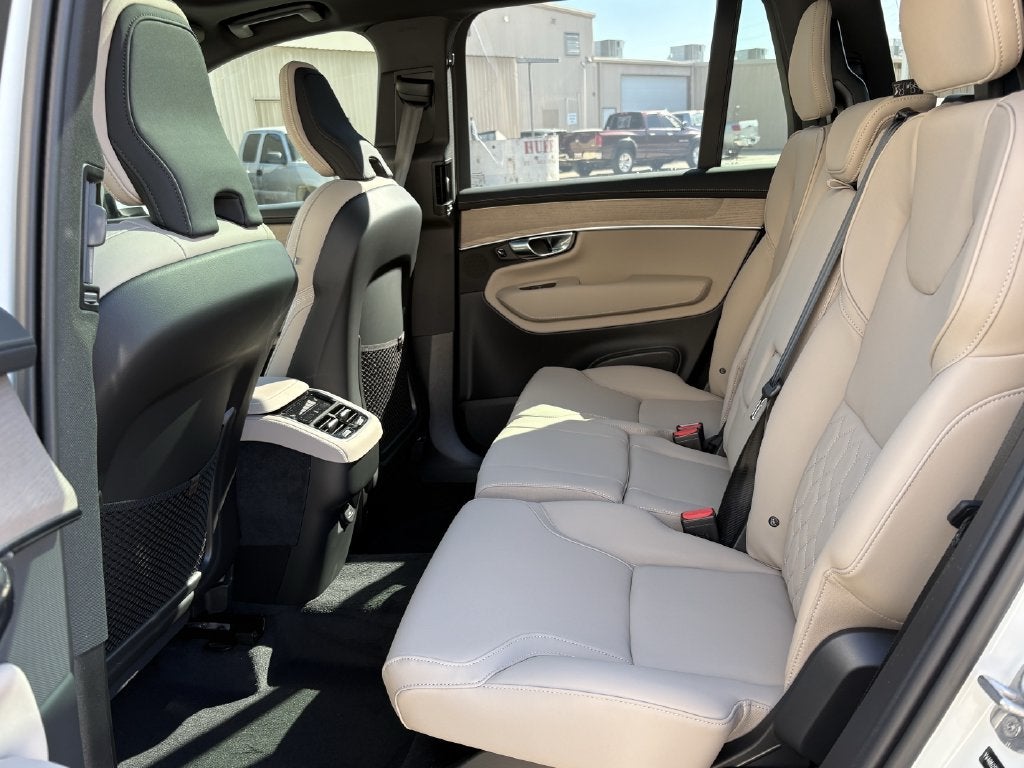 2026 Volvo XC90 B6 Plus 7-Seater