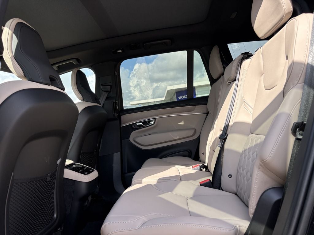 2026 Volvo XC90 B6 Plus 7-Seater